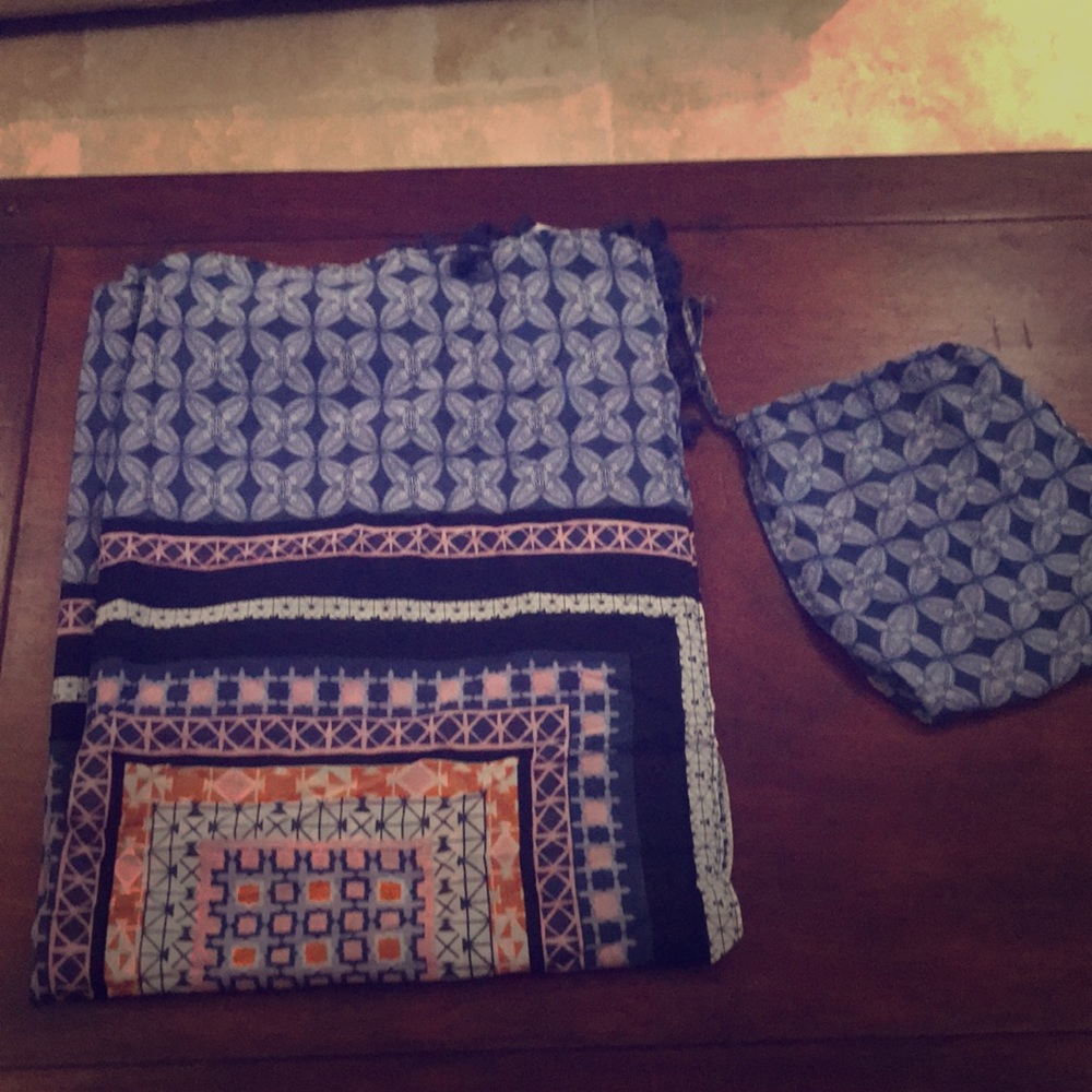 Stella & Dot Blue and Orange Patterned Scarf